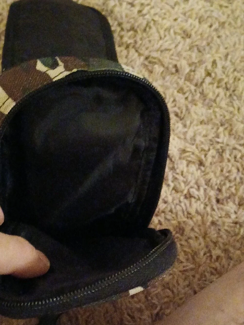 Hama Camouflage Phone Pouch Case - Camo Green